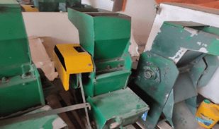 Maquinaria industrial en remate